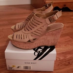 Nine West beige leather wedge sandals size 8M